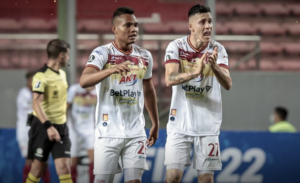 América-MG 2 x 3 Tolima-COL - Coelho deixa escapar a vitória e leva a virada
