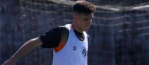 Série D: Visando estreia, Paraná anuncia jovem zagueiro