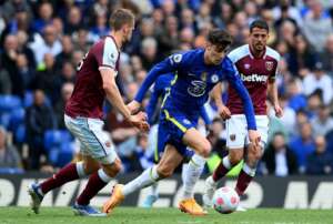 INGLÊS: Pulisic marca no fim e Chelsea vence West Ham pelo Campeonato Inglês
