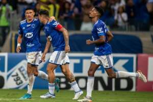 Cruzeiro 1 x 0 Londrina – Receeeeeeeba! Após 80 rodadas, 'Luva do Cruzeiro' coloca time no G4 da Série B