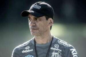 Bustos arma Santos para 'finais' na Sul-Americana, Copa do Brasil e Brasileirão