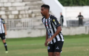 Série C: Altos-PI acerta com zagueiro e anuncia saída de quatro jogadores