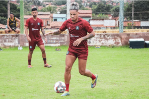 Série C: Torcedores do Remo ironizam contratação do Brasiliense