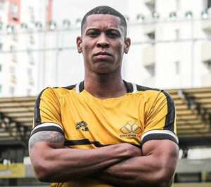 Criciúma confirma empréstimo de atacante da Ferroviária