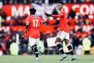 INGLÊS: Fred marca, mas Manchester United só empata com Leicester em casa