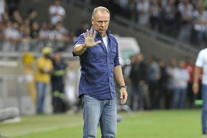 Mano Menezes Cruzeiro 2022