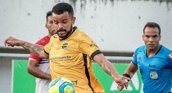 Rafael Tavares marca pelo Amazonas na Série D