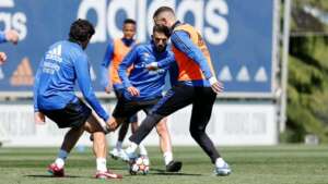 Ancelotti vê Real pressionado contra o City: 'Ir às semifinais não é o bastante'