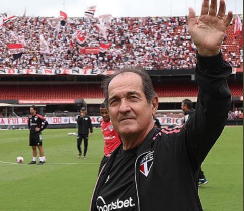 São Paulo treina com apoio de 21 mil torcedores e encerra preparação 2 SP