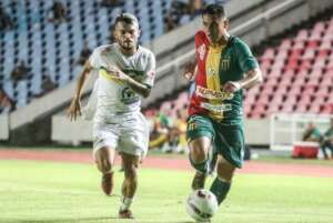 Série B: Lateral quebra costela e vira desfalque no Sampaio Corrêa