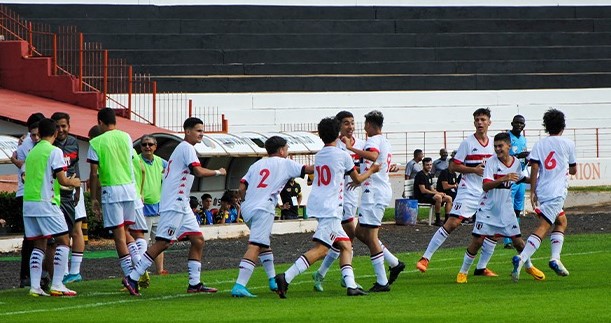 PAULISTAS BASE: Botafogo vence no sub-15, mas empata no sub-17