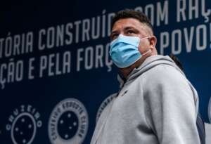 Cruzeiro vive 'Dia D' para venda da SAF para Ronaldo