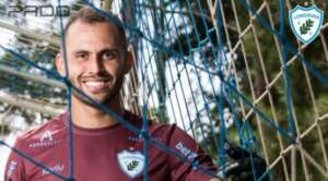 Série B: Londrina anuncia goleiro do Paulistão e mais um