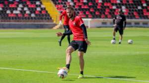 Série C: Volante pede Botafogo-SP de 'pés no chão' mesmo após bom início