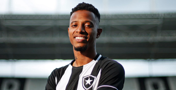 Botafogo anuncia Tchê Tchê como reforço