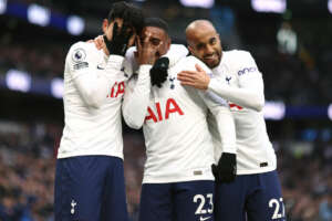 INGLÊS: Com gol de Emerson Royal, Tottenham goleia Newcastle e entra no G-4