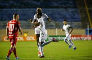 Londrina 2 x 2 Vila Nova - Empate no final e jejum de vitórias continua