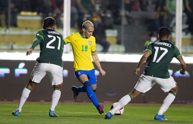 Destaque da seleção, Antony sofre lesão