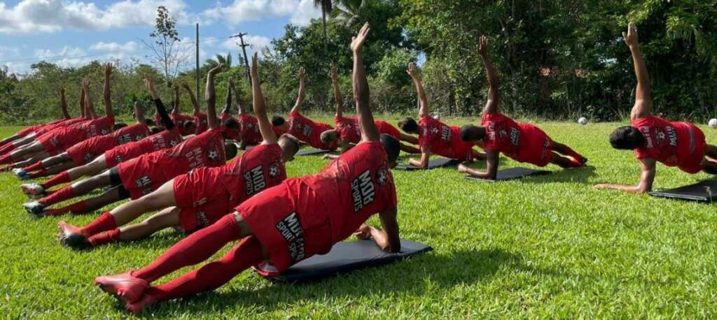 Araçatuba Treina de olho na estreia do Paulista