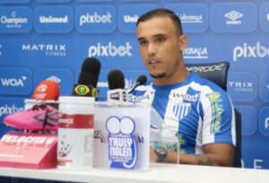 Avaí apresenta William Pottker, ex-Figueirense: 