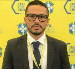 Agora advogado e representante, ex-atleta ganha espaço na Europa