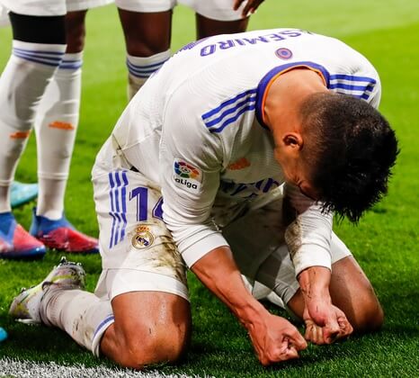 casemiro comemora gol real madrid