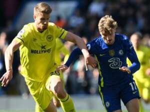 INGLÊS: Com gol de Eriksen, Brentford surpreende no Stamford Bridge e goleia Chelsea