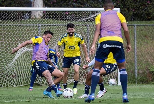 cruzeiro treino 2022 01