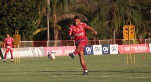 Ex-Guarani é dispensado pelo Vila Nova