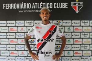 Série C: Ferroviário anuncia atacante e volta de lateral