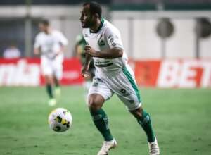 Lesão de meia preocupa treinador do Juventude