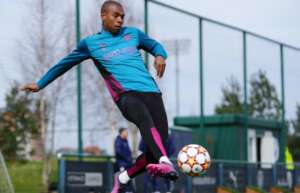 Fernandinho não renovará com City e indica volta ao Brasil