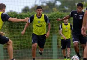 Com lesão na panturrilha, volante desfalca Figueirense na Série C