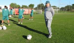 Kleina vê consolidação da Chapecoense e pensa no Vasco: 'Jogo difícil'