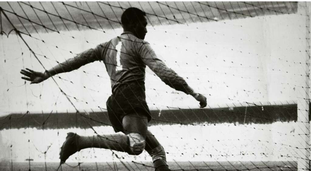 Museu do Futebol lança exposição sobre goleiro Barbosa 2 Goleiro Barbosa durante jogo