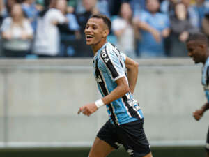 Grêmio 2 x 0 CRB - Terceira vitória seguida com atuação de gala