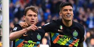ITALIANO: Inter vence a Udinese e continua atrás do Milan