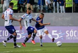 Ex-Ponte, meia do Cruzeiro vai passar por cirurgia