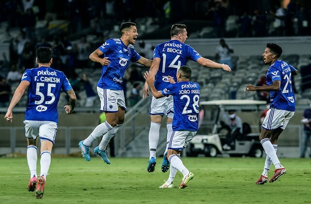 jogadores cruzeiro comemoracao 2022 01