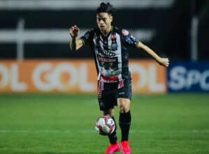 Guarani encaminha contratação de volante