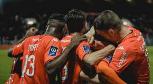 FRANCÊS: Lorient massacra o Saint-Étienne em virada histórica