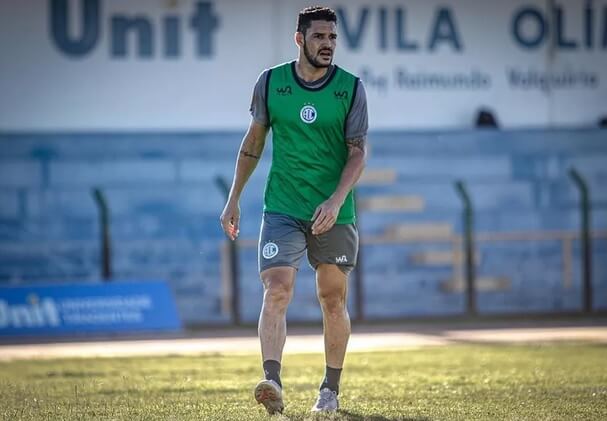 luan bueno zagueiro confianca