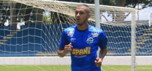 Jogador se despede do São José a caminho do São-Carlense