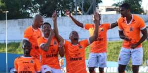 SÉRIE D: Em casa, uma vitória e uma derrota dos paulistas