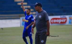 Paulista A3: Técnico José Oliveira tem motivado o elenco do São José