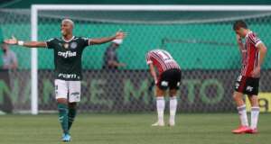 Danilo tira sarro do São Paulo após título do Palmeiras: 'A torcida fez os trikas tremerem'
