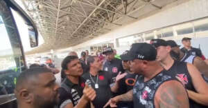 Em nota, Vasco critica protesto de organizada