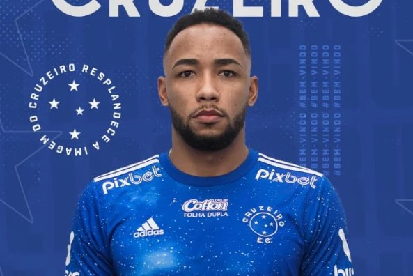 Série B: Cruzeiro anuncia atacante que volta ao Brasil após 9 anos