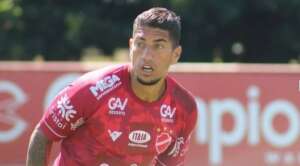 Após empate na Série B, Vila Nova mira 2026 e pode perder Ralf para o Japão