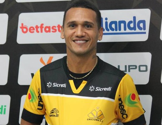 Série B: Thiago Alagoano apresentado no Criciúma